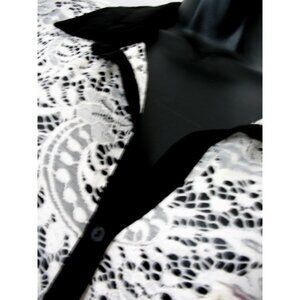 Maurice's Lacy, Creme&Navy Long Sleeve Shirt  Size Large ck measurement